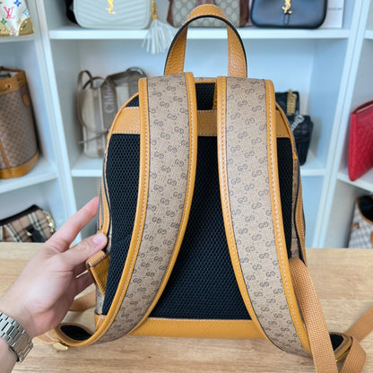 Gucci  X DISNEY Mini Vintage GG Supreme Monogram Mickey Mouse Small Dome Backpack Beige Vintage Sun Oil