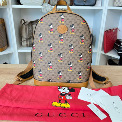 Gucci  X DISNEY Mini Vintage GG Supreme Monogram Mickey Mouse Small Dome Backpack Beige Vintage Sun Oil