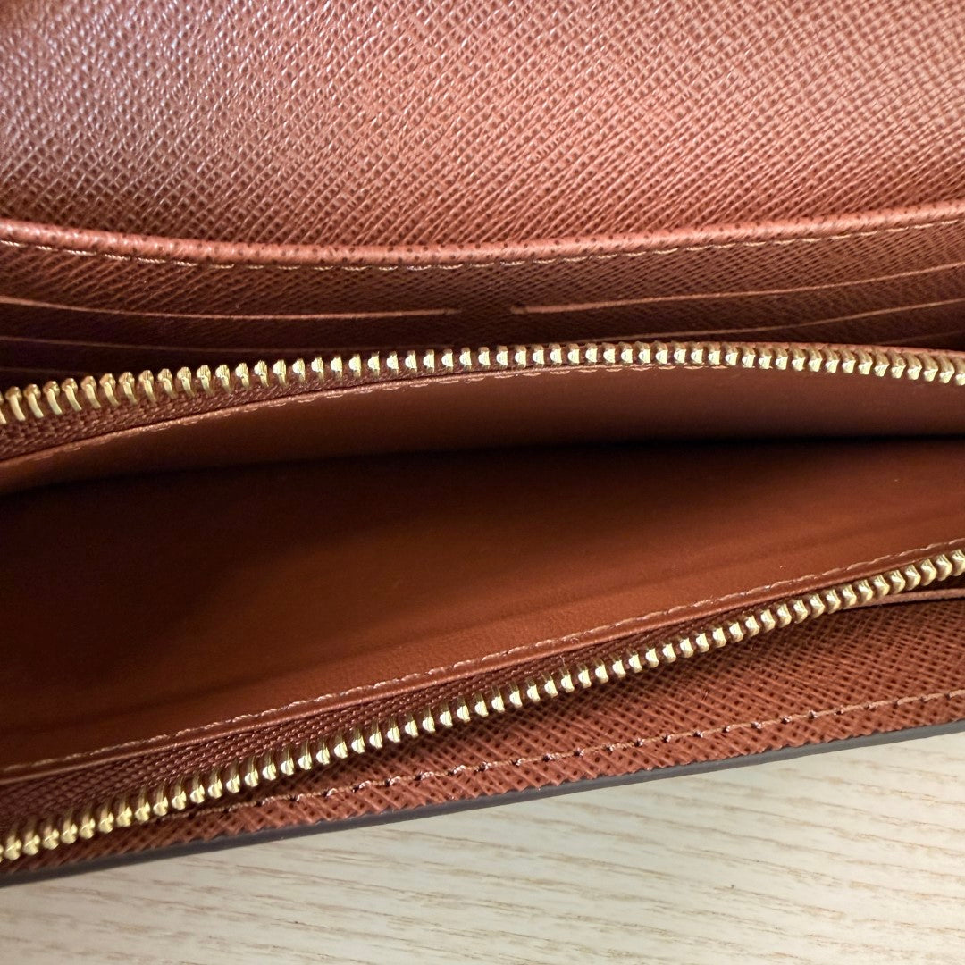 Louis Vuitton Monogram Sarah Wallet NM Brown