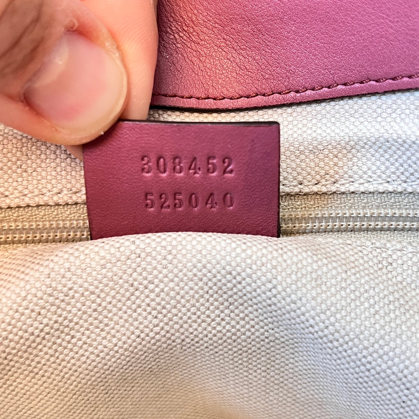 Gucci Sukey Crossbody Pink Microguccissima Leather