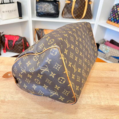 Louis Vuitton Monogram Speedy 35