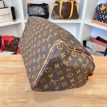 Louis Vuitton Monogram Speedy 35