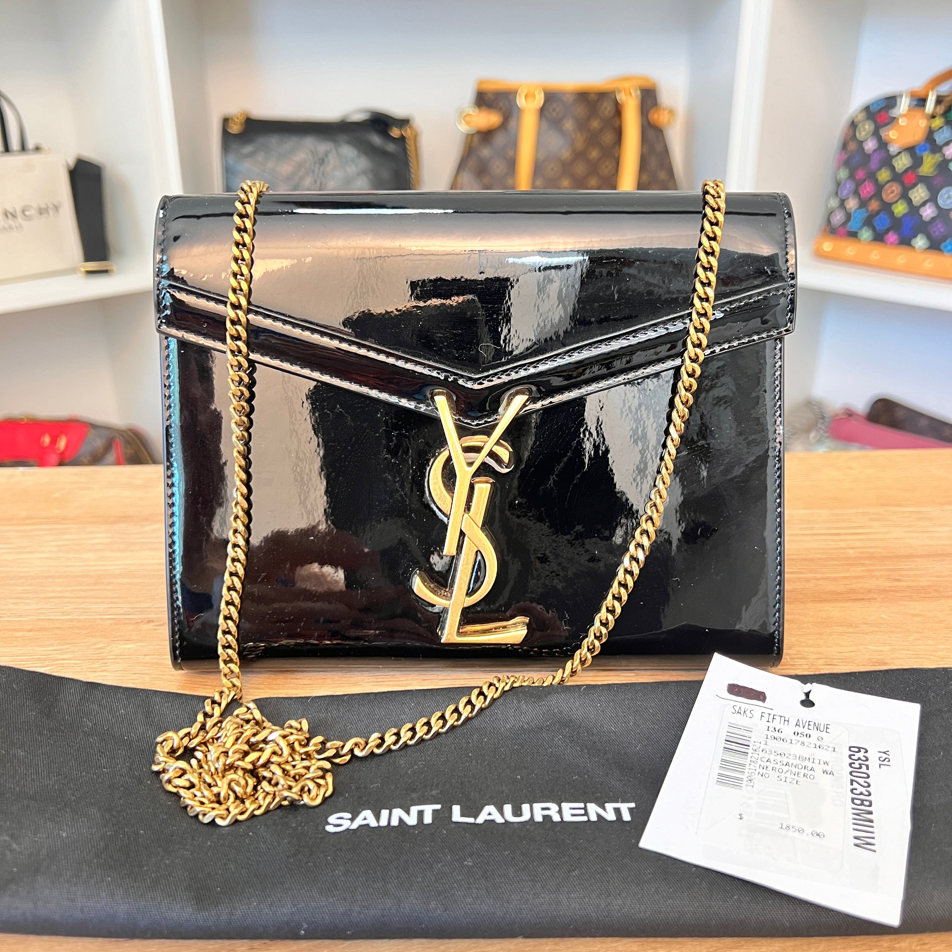 Cassandra monogram clasp bag in in box saint laurent leather sale