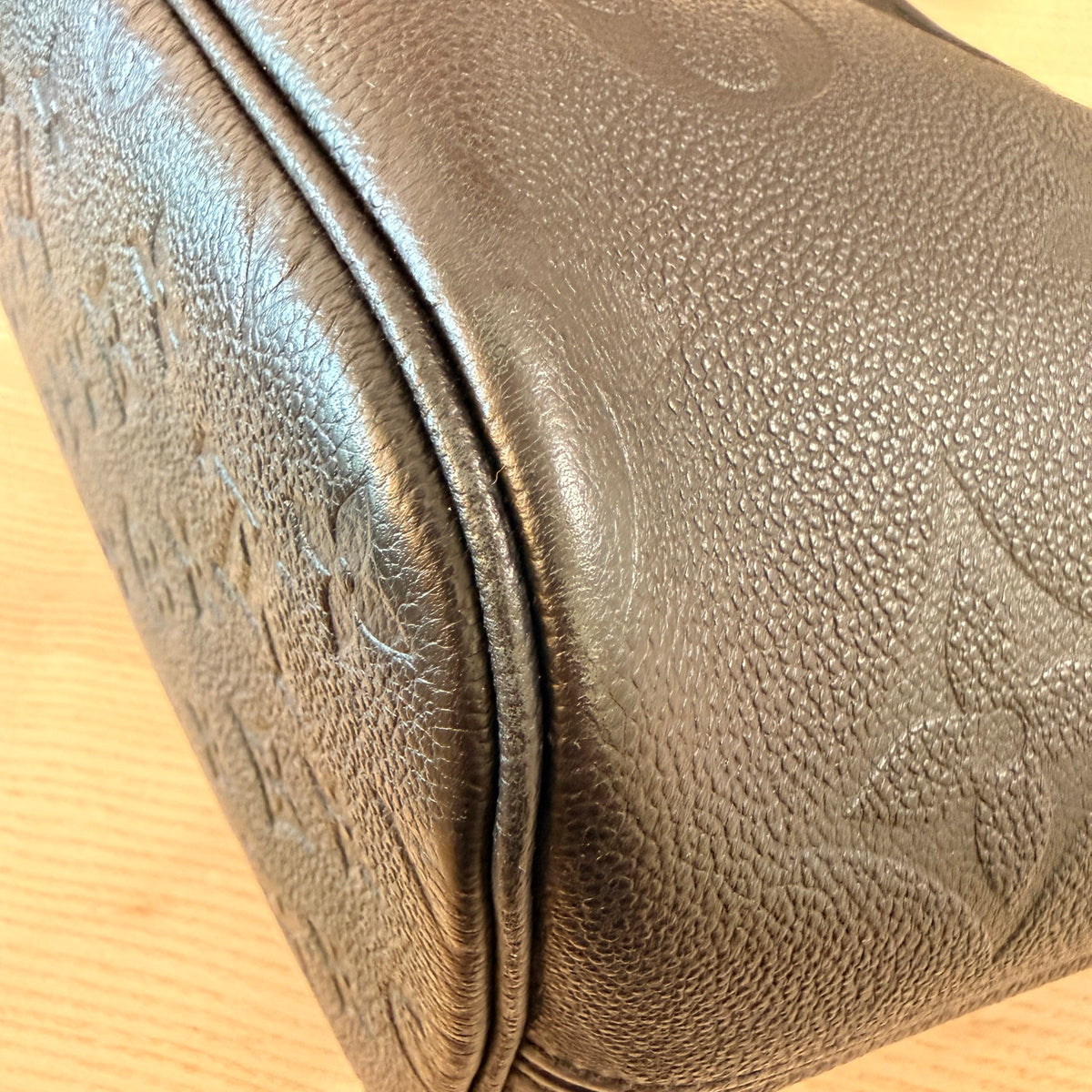 Louis Vuitton Neverfull MM Monogram Empreinte Black