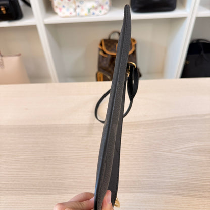 Louis Vuitton Empreinte Monogram Neverfull Pochette Black