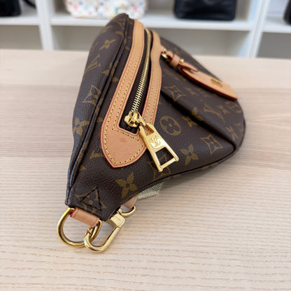 Louis Vuitton Monogram High Rise Bumbag