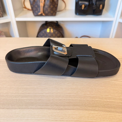 Christian Louboutin Dhabubizz Logo Plaque Sandals Size 42