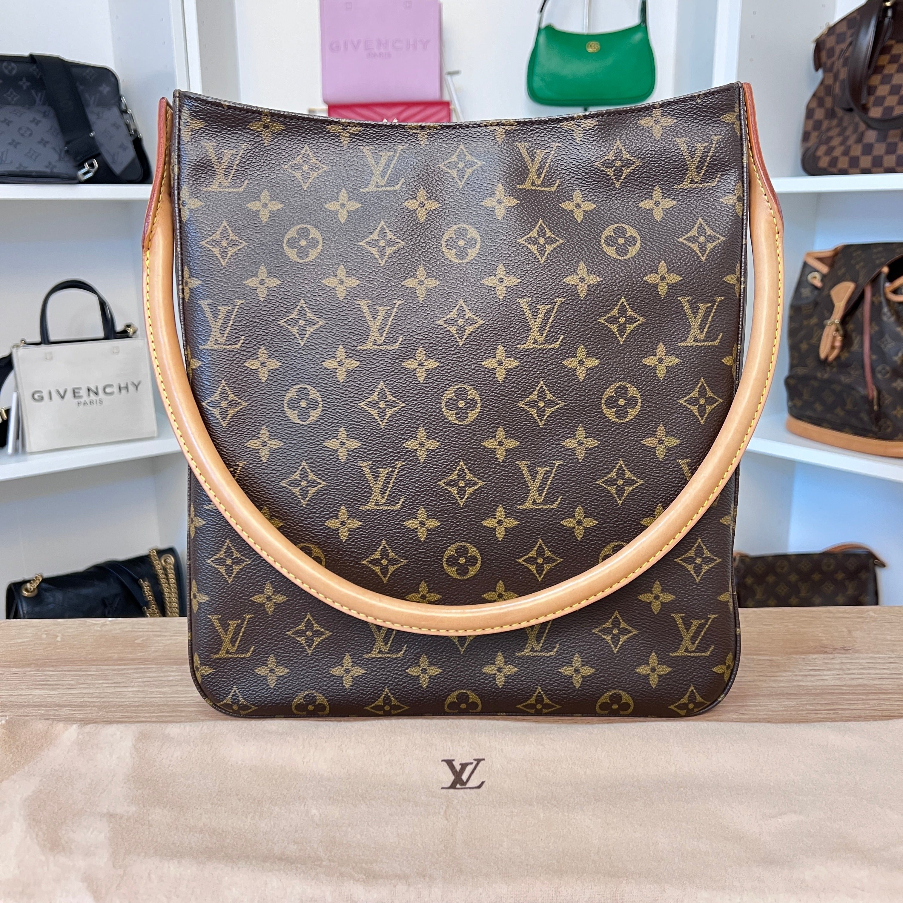 Louis cheapest Vuitton Monogram Looping GM