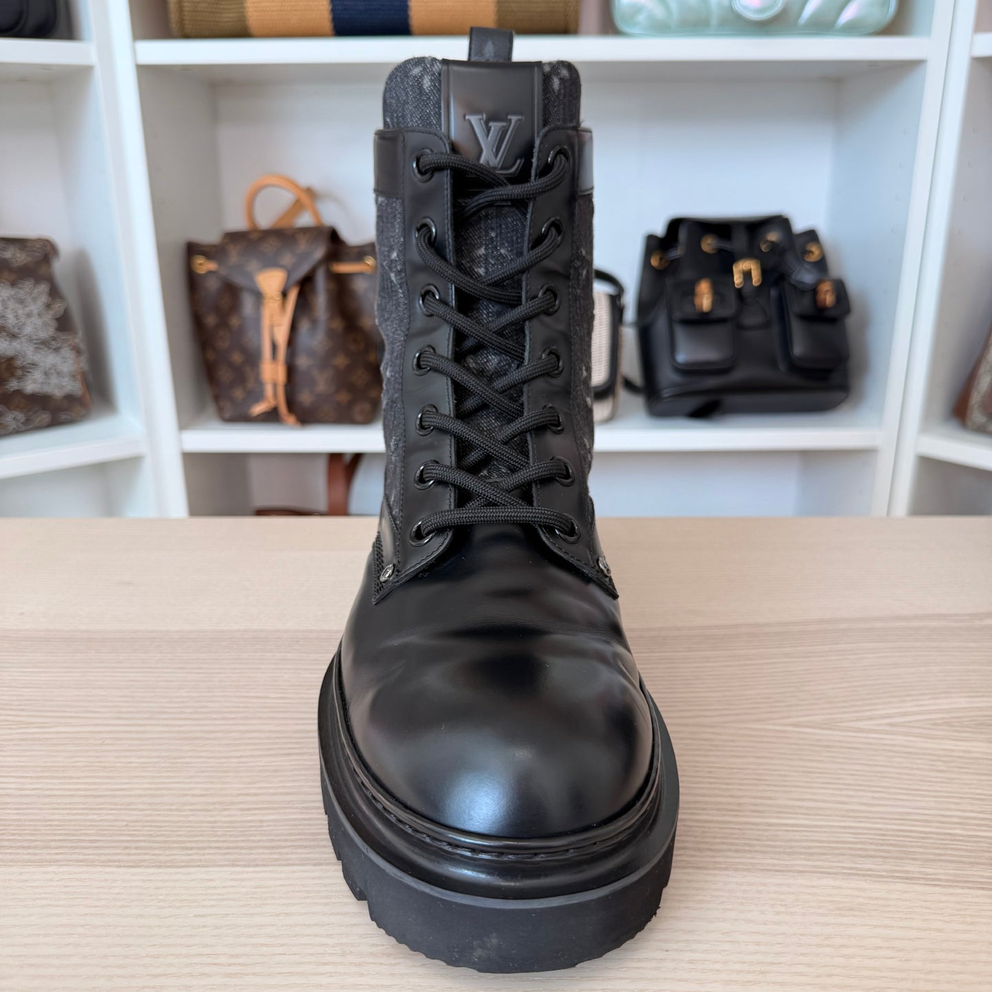 Louis Vuitton Boot Ranger Size 10