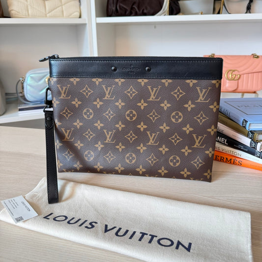 Louis Vuitton Monogram Macassar Pochette To-Go Black