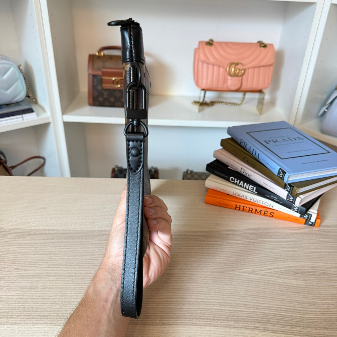 Louis Vuitton Monogram Macassar Pochette To-Go Black