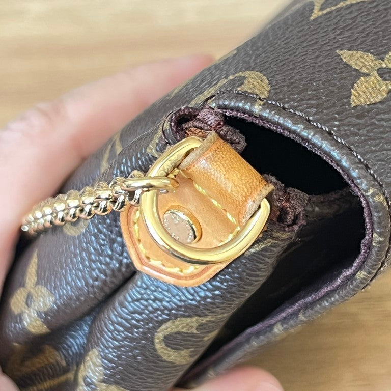 Louis Vuitton Monogram Favorite MM