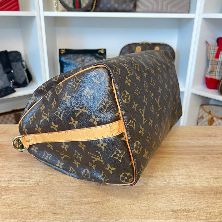 Louis Vuitton Monogram Speedy Bandouliere 35