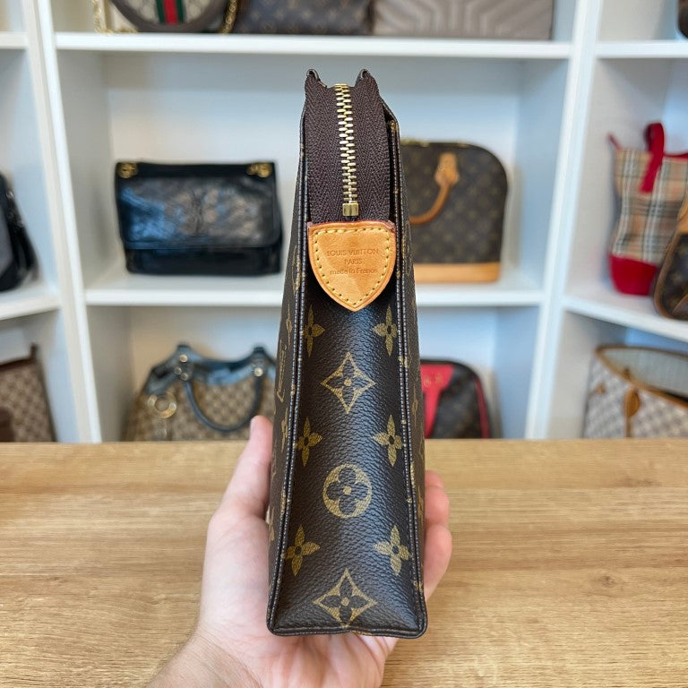 Louis Vuitton Monogram Toiletry 26