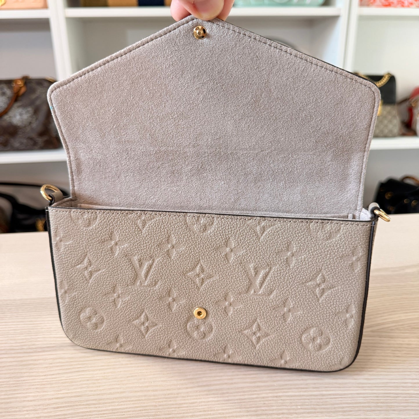 Louis Vuitton Monogram Empreinte Pochette Felicie Leather Turtledove