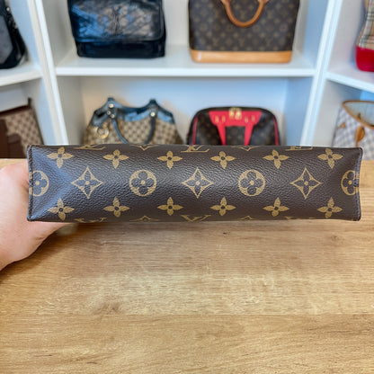 Louis Vuitton Monogram Toiletry 26