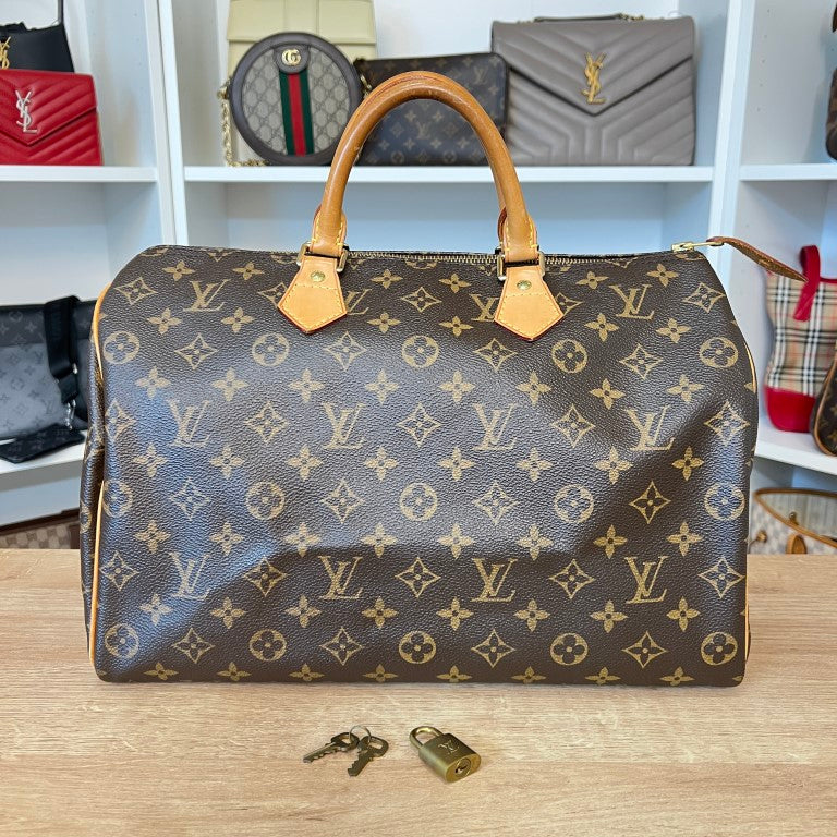 Louis Vuitton Monogram Speedy 35