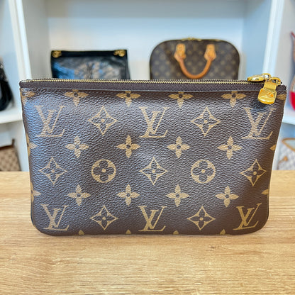 Louis Vuitton Reverse Monogram Giant Double Zip Pochette