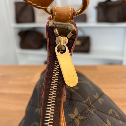 Pre-Owned Louis Vuitton Monogram Etoile City PM