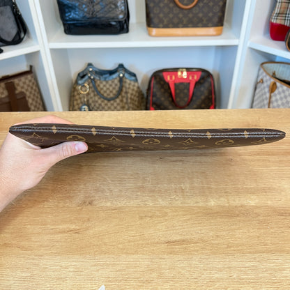 Louis Vuitton Monogram Daily Pouch