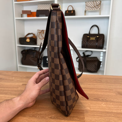 Pre-Owned Louis Vuitton Damier Ebene Musette GM