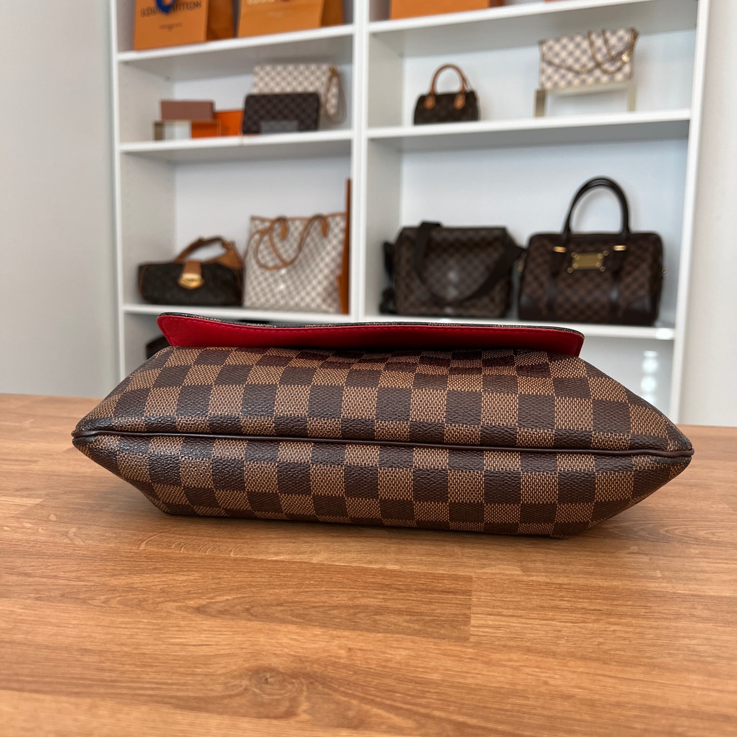 Pre-Owned Louis Vuitton Damier Ebene Musette GM