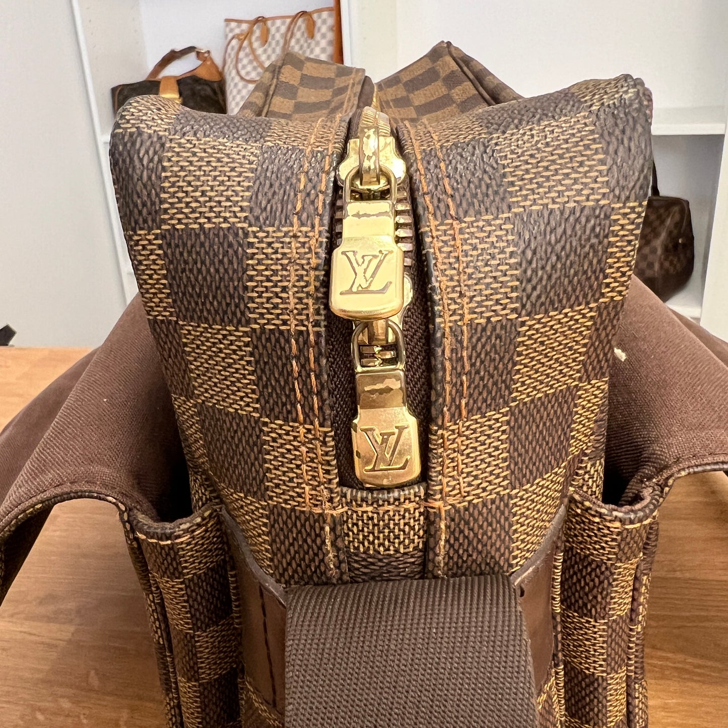 Pre-Owned Louis Vuitton Damier Ebene Naviglio