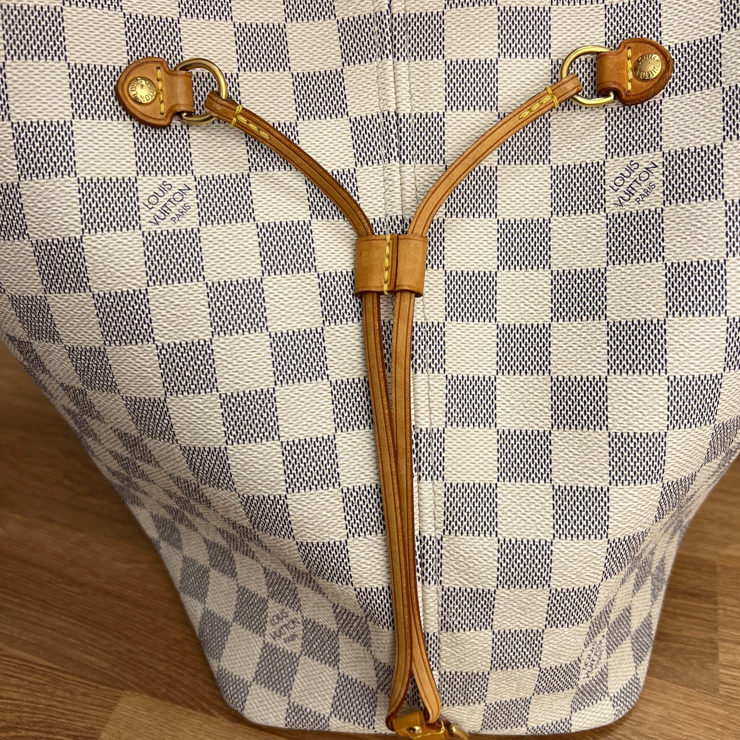 Pre-Owned Louis Vuitton Damier Azur Neverfull MM