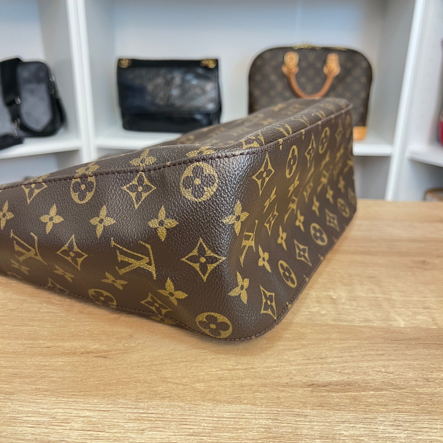 Louis Vuitton Monogram Looping GM