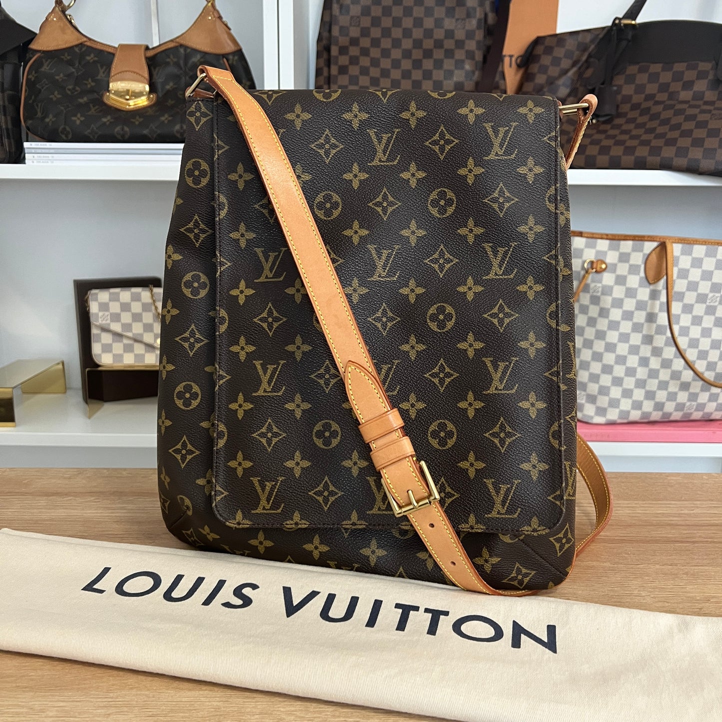 Pre-Owned Louis Vuitton Monogram Musette GM