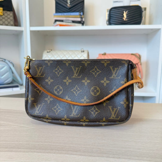 Louis Vuitton Monogram Pochette Accessories