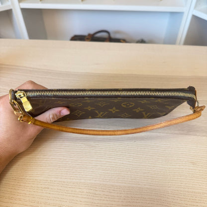 Louis Vuitton Monogram Pochette Accessories