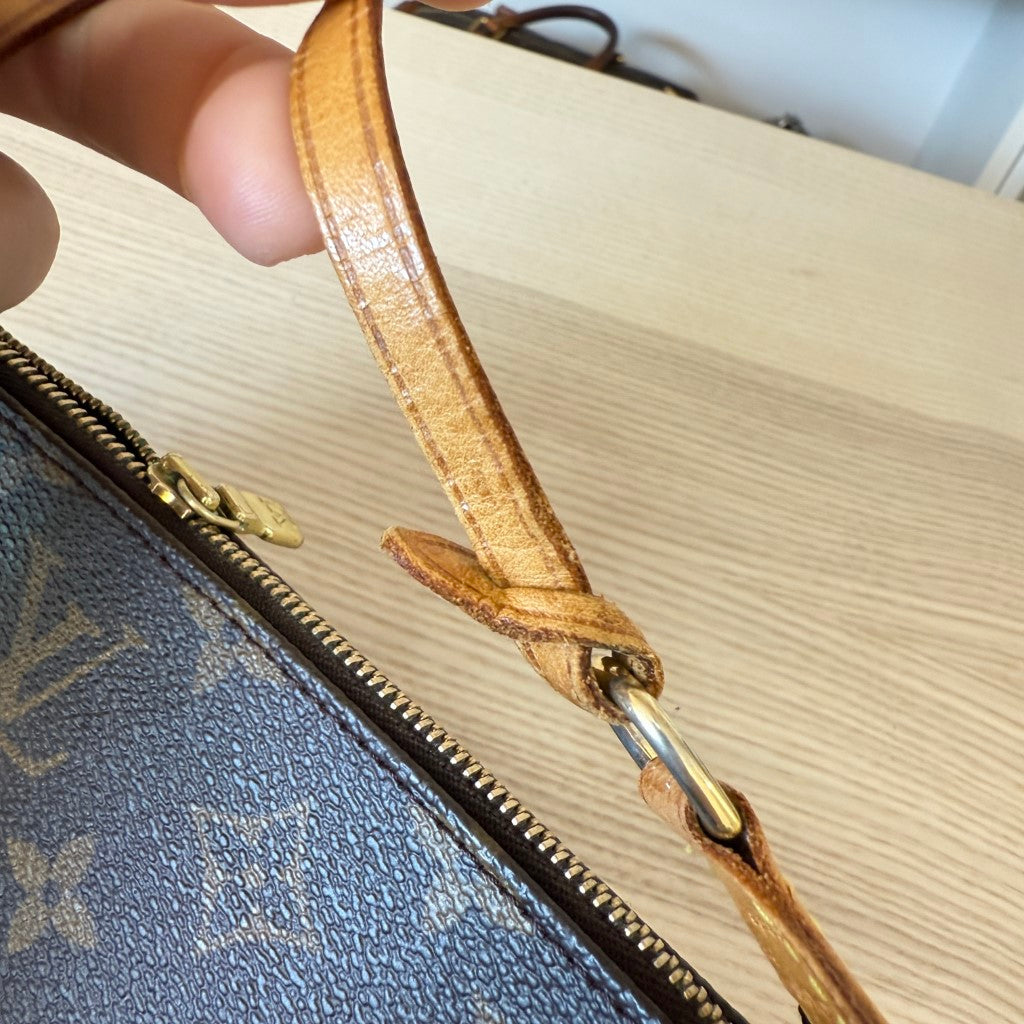 Louis Vuitton Monogram Pochette Accessories