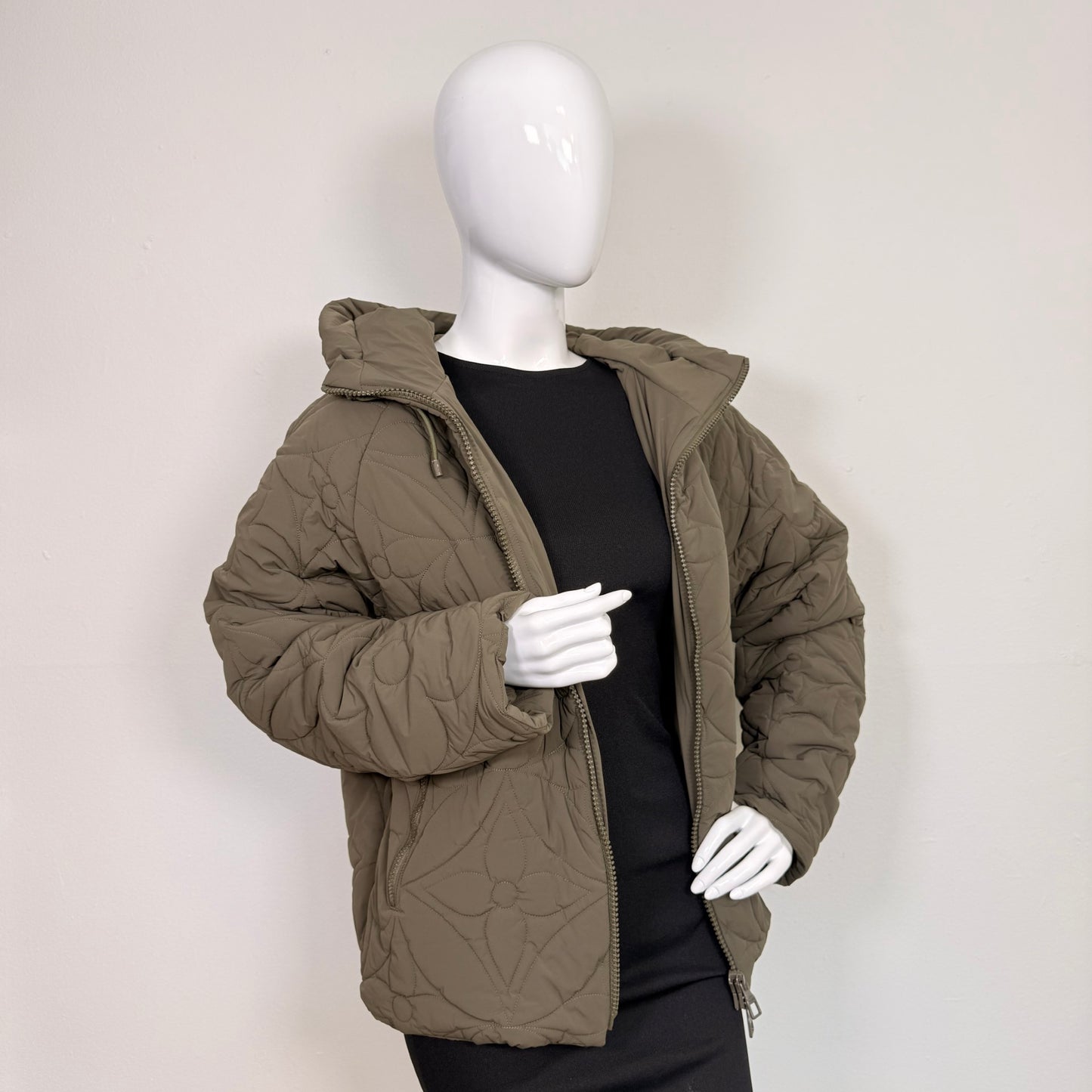 Louis Vuitton Monogram Flower-Quilted Hooded Zip Jacket FR48