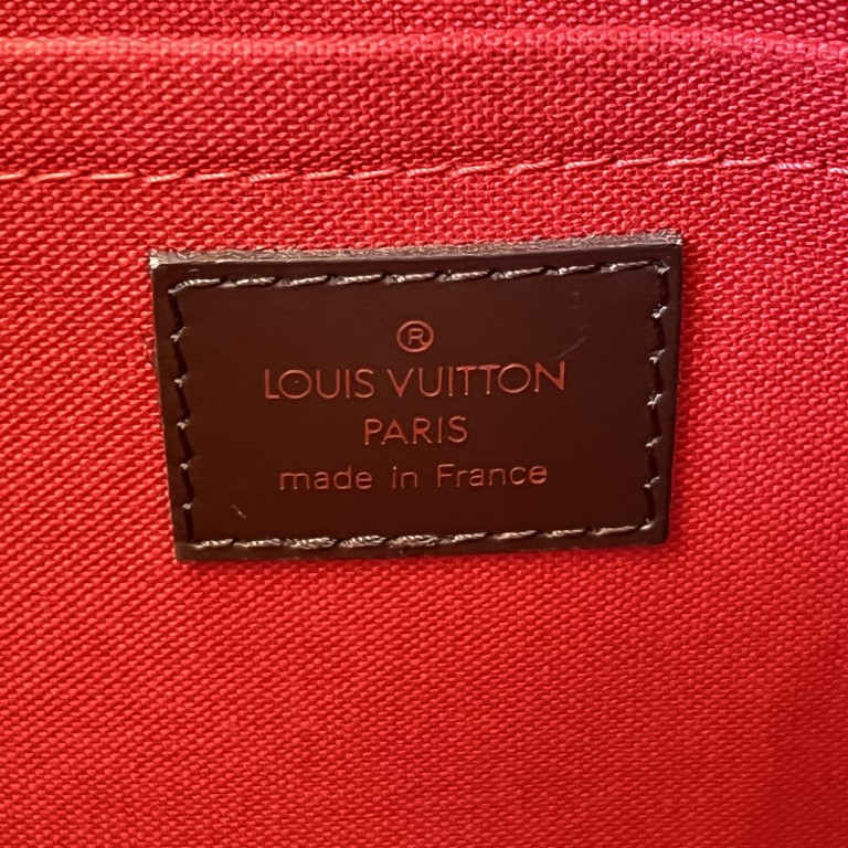 Louis Vuitton Damier Ebene Thames GM