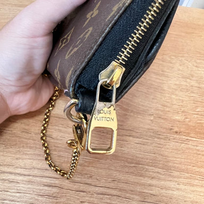 Louis Vuitton Monogram Pallas Clutch Noir