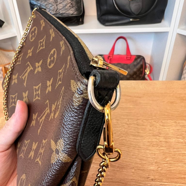 Louis Vuitton Monogram Pallas Clutch Noir