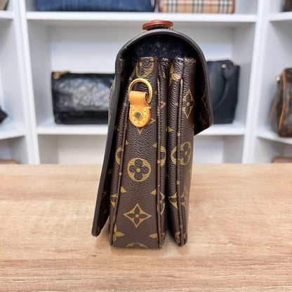 Louis Vuitton Monogram Pochette Metis