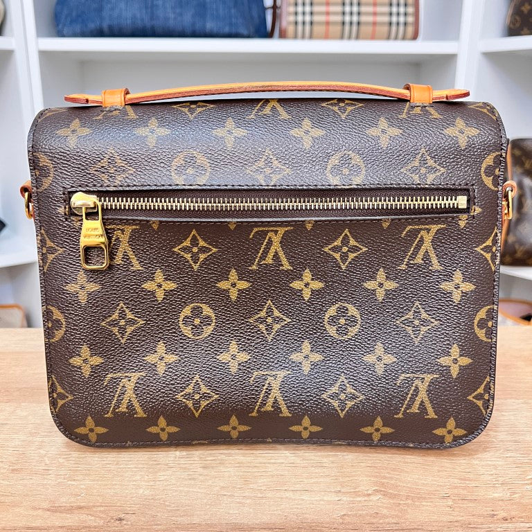 Louis Vuitton Monogram Pochette Metis