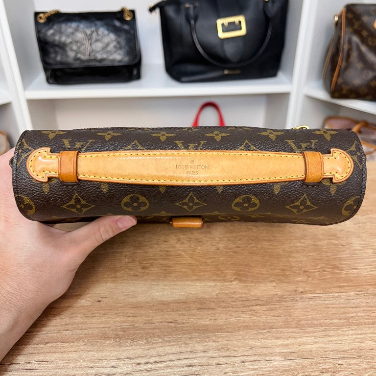 Louis Vuitton Monogram Pochette Metis