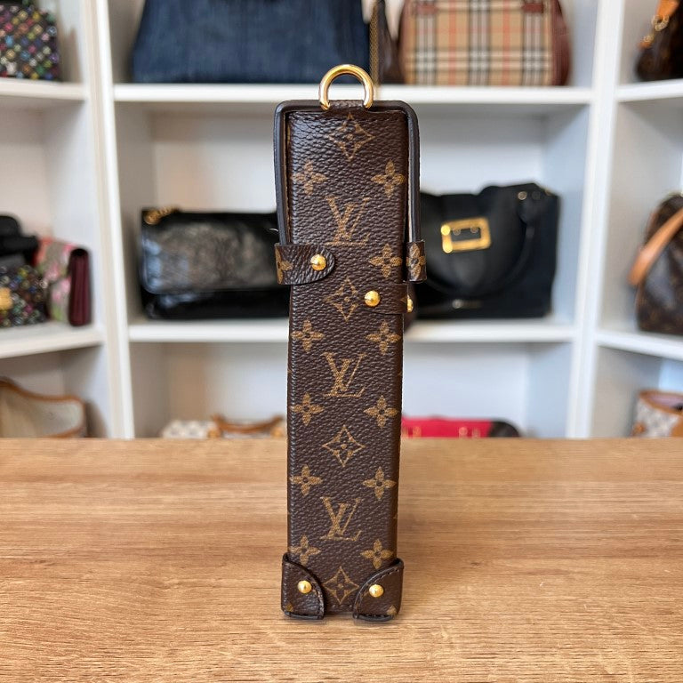 Louis Vuitton Reverse Monogram Pochette Trunk Verticale