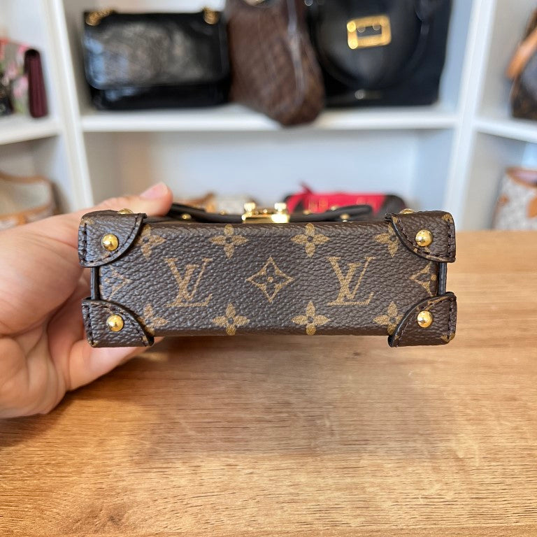 Louis Vuitton Reverse Monogram Pochette Trunk Verticale