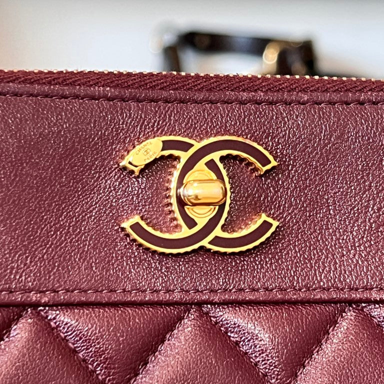 Chanel Sheepskin Quilted Medium Vintage Mademoiselle Clutch Burgundy