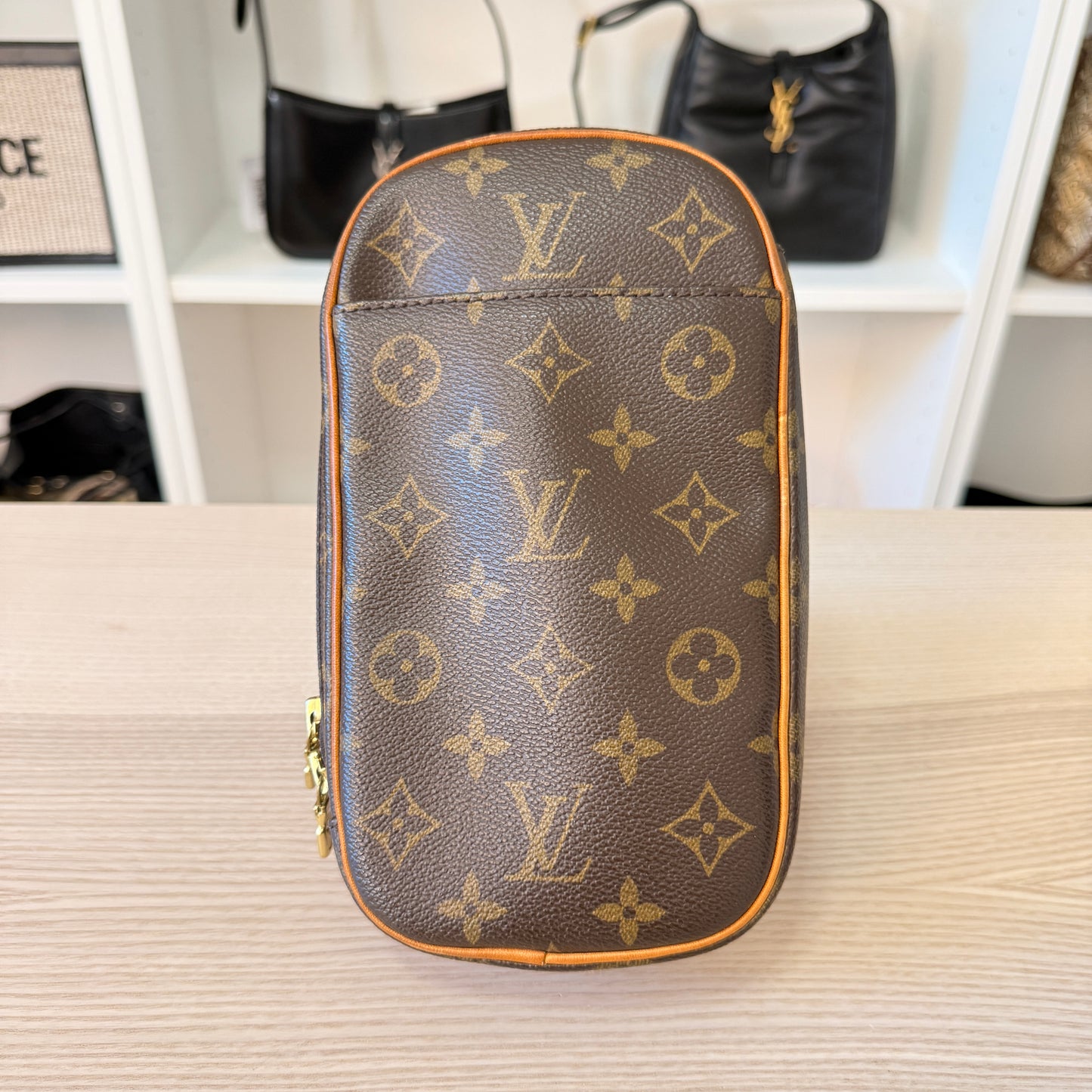 Louis Vuitton Monogram Gange