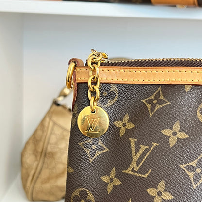 Pre-Owned Louis Vuitton Monogram Palermo PM