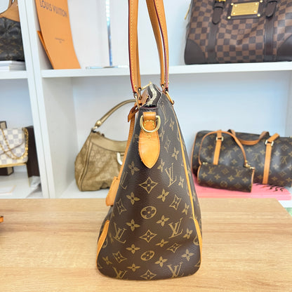 Pre-Owned Louis Vuitton Monogram Estrela NM