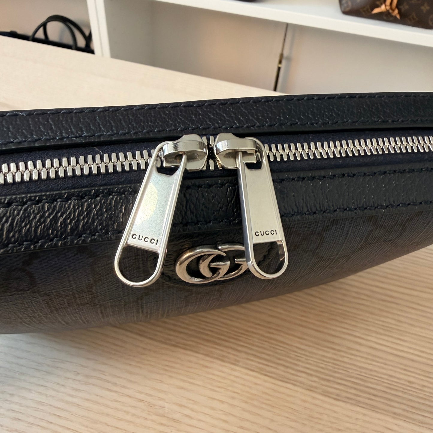Gucci GG Supreme Monogram Ophidia Wristlet Shoulder Bag Black Blue