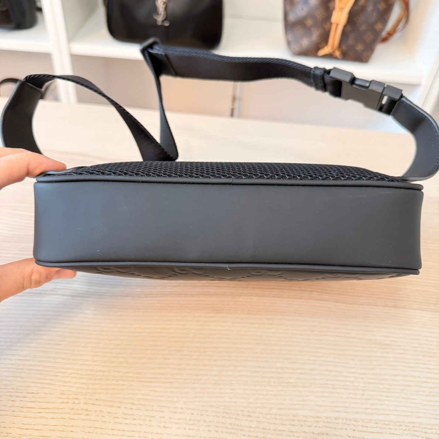 Gucci Rubber Effect Leather Belt Bag Small Black 80