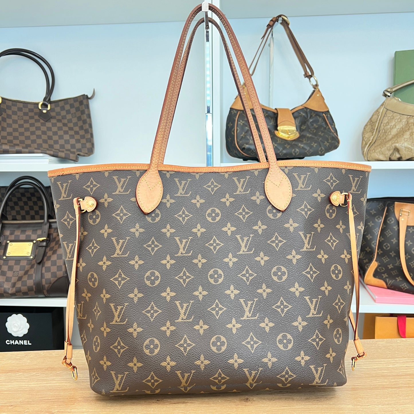 Pre-Owned Louis Vuitton Monogram Neverfull MM Cerise