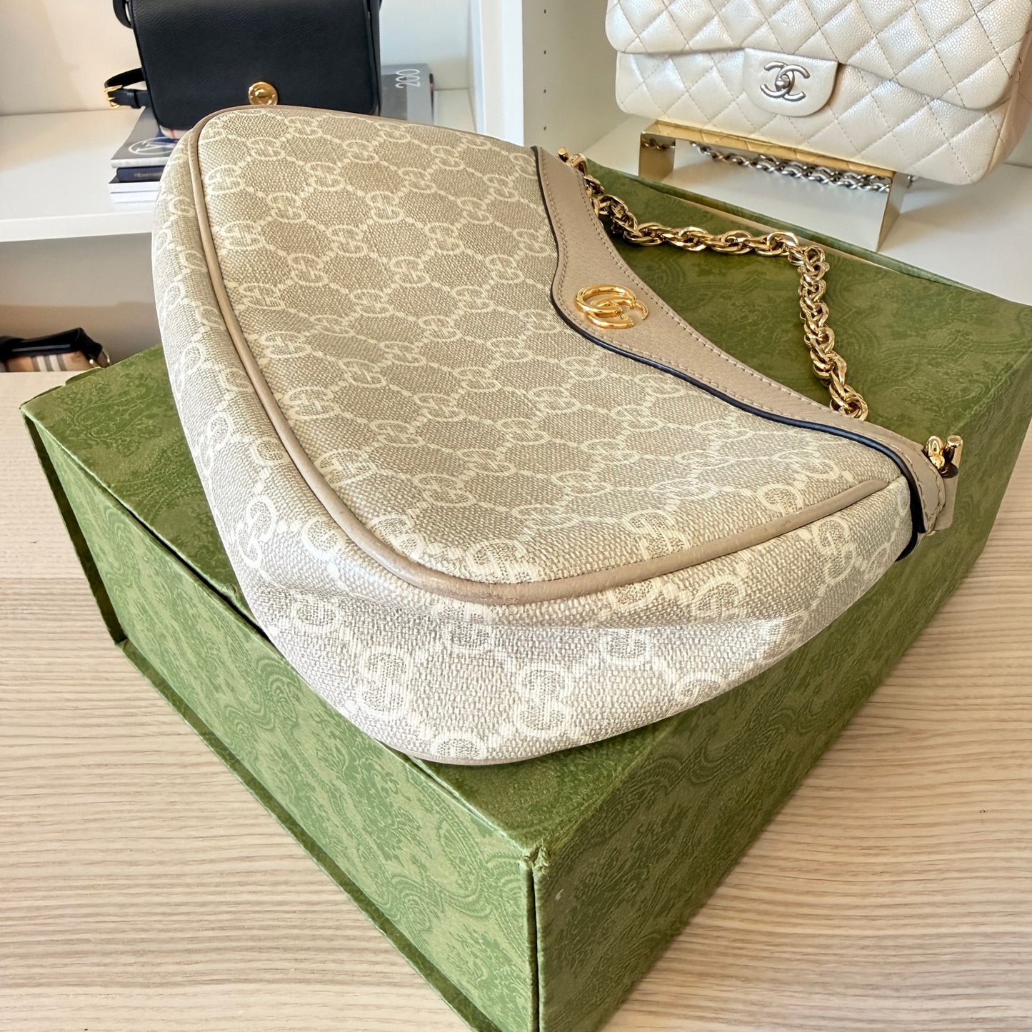 Gucci Ophidia Small Shoulder Bag Beige & White GG Supreme